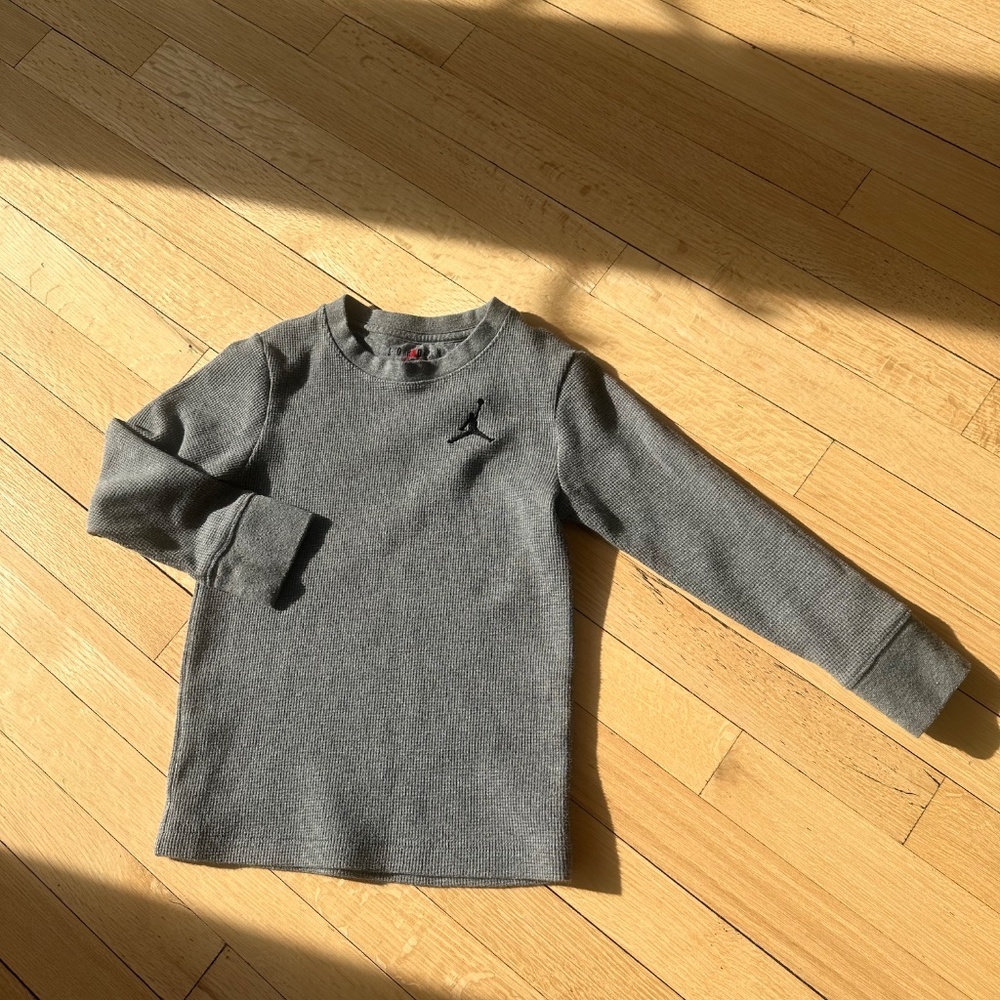 Jordan Essentials Waffle Knit Long Sleeve T-Shirt - Picture 4 of 4